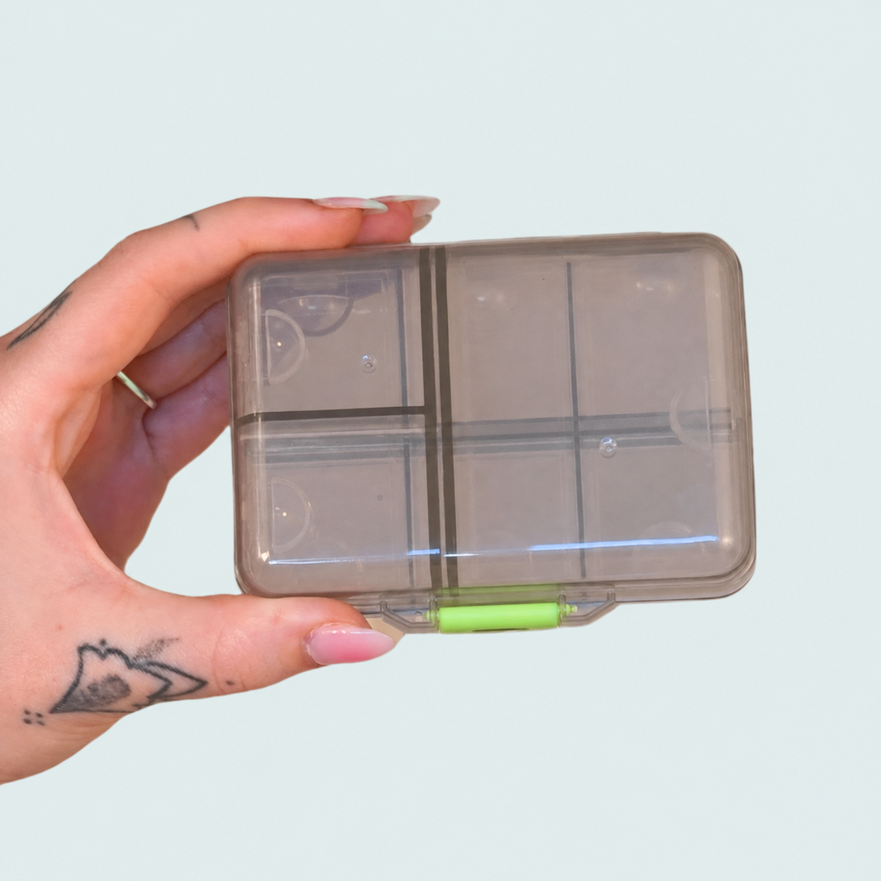 10-Compartment Portable Pill Organizer – Compact Medication & Vitamin Case